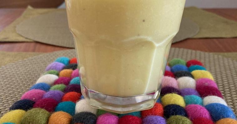 Coconut Banana Mango Smoothie